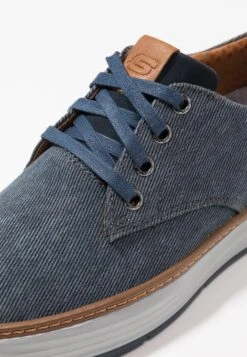 Skechers Moreno - Sneakers Laag - Navy -Schoenenpromotie Winkel 0f483186ef2d4c709380bf9bbbb87ebf