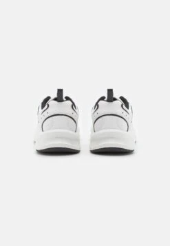 Sneakers Laag - White/Black 9 Sneakers Laag - White/Black -Schoenenpromotie Winkel 10dc8ceabb98486fb86f4c1c71ed7311
