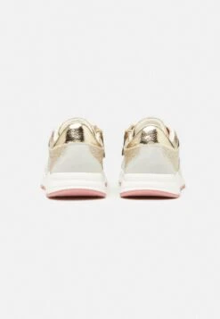 Friboo Sneakers Laag - Gold 8 Friboo Sneakers Laag - Gold -Schoenenpromotie Winkel 161f9ca9bb3c497d98ffb037d3faae9b