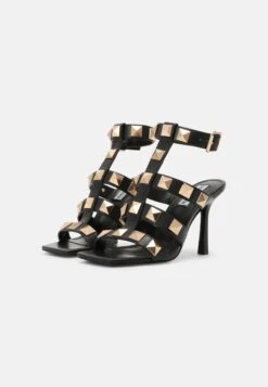 Steve Madden Capri - Sandalen - Black 10 Steve Madden Capri - Sandalen - Black -Schoenenpromotie Winkel 2c78420ae65347f791f7f92e00047c0e