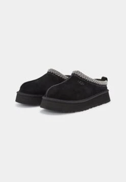Ugg Tazz - Pantoffels - Nero 12 Ugg Tazz - Pantoffels - Nero -Schoenenpromotie Winkel 2da97aff716843909ef92f6c48027cba