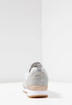 Skechers Sneakers Laag - Light Grey 13 Skechers Sneakers Laag - Light Grey -Schoenenpromotie Winkel 3234c6e42c2a4cc48b396c45fcf18dad