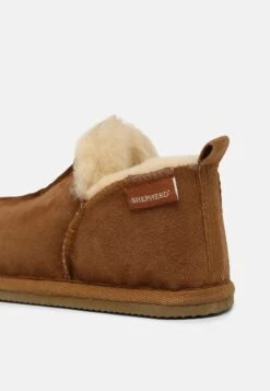 Shepherd Marseille Unisex - Pantoffels - Chestnut 11 Shepherd Marseille Unisex - Pantoffels - Chestnut -Schoenenpromotie Winkel 3976996a17bd45d5aaa7078cea6c6497
