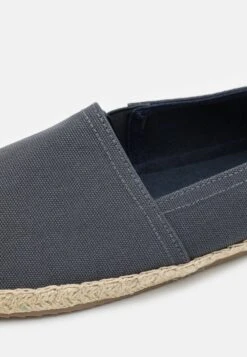 Pier One Unisex - Espadrilles - Dark Grey 11 Pier One Unisex - Espadrilles - Dark Grey -Schoenenpromotie Winkel 401b2a9b74114e80a73dde61f7ec34a5