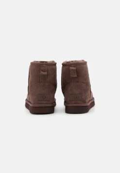 Ugg Classic Mini - Korte Laarzen - Burnt Cedar -Schoenenpromotie Winkel 4565b1d41d8540be8b4ba9c495309c96