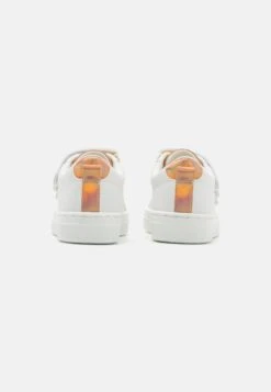Friboo Sneakers Laag - White -Schoenenpromotie Winkel 466da5095c754cd1bbc0fd2758a4d3ce