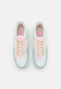 Nike Sportswear Air Force 1 Unisex - Sneakers Laag - Jade Ice/Guava Ice/White/Pink Spell -Schoenenpromotie Winkel 570623a2e2da49ae8f6d326946fa8e10