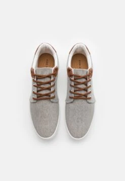Pier One Unisex - Sneakers Laag - Light Grey -Schoenenpromotie Winkel 60fe947ef8cf4df19401d326e0123b74