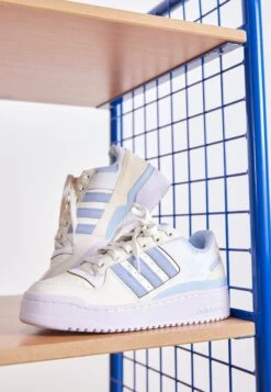 Adidas Originals Forum Bold Stripes W - Sneakers Laag - Off White/Clear Sky/White -Schoenenpromotie Winkel 749e9df6dccb4344bbef42f3b6def0f2