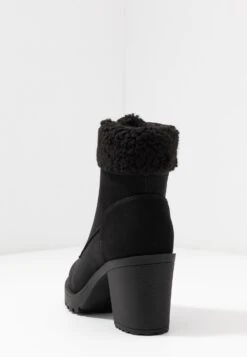 Anna Field Winter Boot - Enkellaarsjes Met Plateauzool - Black 12 Anna Field Winter Boot - Enkellaarsjes Met Plateauzool - Black -Schoenenpromotie Winkel 75644dab5c4b4634862305626d9534e6