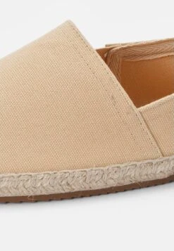 Pier One Rena Espadrille Unisex - Espadrilles - Beige -Schoenenpromotie Winkel 7bf9f79cf7ad4df8a90b17f86d74fca8