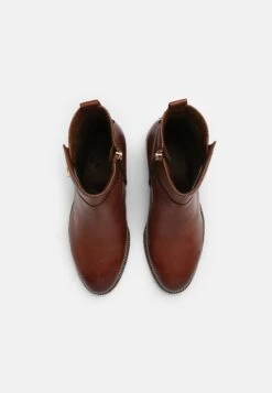 Tamaris Korte Laarzen - Maroon 12 Tamaris Korte Laarzen - Maroon -Schoenenpromotie Winkel 87996a5306034604bc70aa468bfd89e2