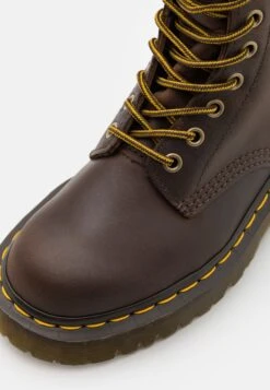 Dr. Martens 1460 Bex Unisex - Veterboots - Dark Brown 11 Dr. Martens 1460 Bex Unisex - Veterboots - Dark Brown -Schoenenpromotie Winkel 9c02e1d9707e47b5aa44dd87553b3d56
