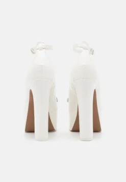 Call It Spring Vegan Kamilia - Plateaupumps - White -Schoenenpromotie Winkel 9f71877d94d24250a669163e7e649087