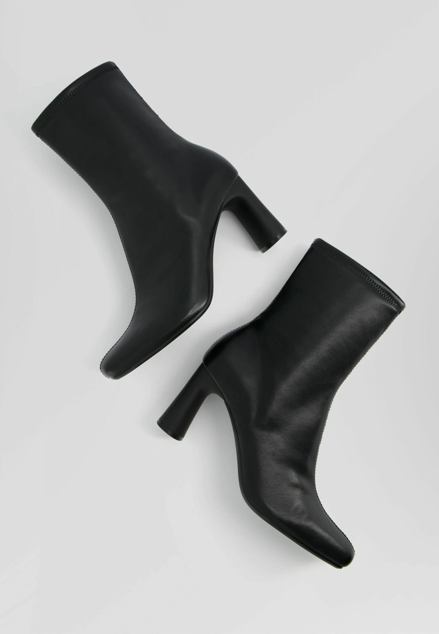 BERSHKA Fitted Mid - Korte Laarzen - Black 6 BERSHKA Fitted Mid - Korte Laarzen - Black - Afbeelding 6