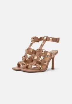 Steve Madden Capri - Sandalen - Nude -Schoenenpromotie Winkel a5e88f94fd93490380b44149ef8d9a16