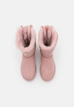 Ugg Bailey Bow - Korte Laarzen - Rose Grey 11 Ugg Bailey Bow - Korte Laarzen - Rose Grey -Schoenenpromotie Winkel be84b4ecc112410c924830acab857c5e