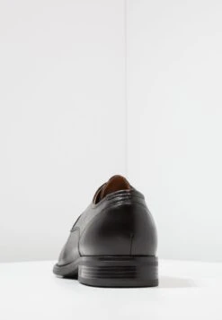 Pier One Leather - Veterschoenen - Black 12 Pier One Leather - Veterschoenen - Black -Schoenenpromotie Winkel c2d680b2a8c54540a2822fc3256389d3