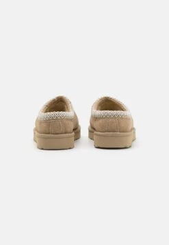 Ugg Tasman - Pantoffels - Mustard Seed/White -Schoenenpromotie Winkel c2f87fae95474bc597c678d01fed6684
