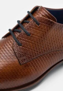 Bugatti Zavinio - Veterschoenen - Cognac -Schoenenpromotie Winkel c412ed9dfd7c4b9ab917a6e5b0bb0a18