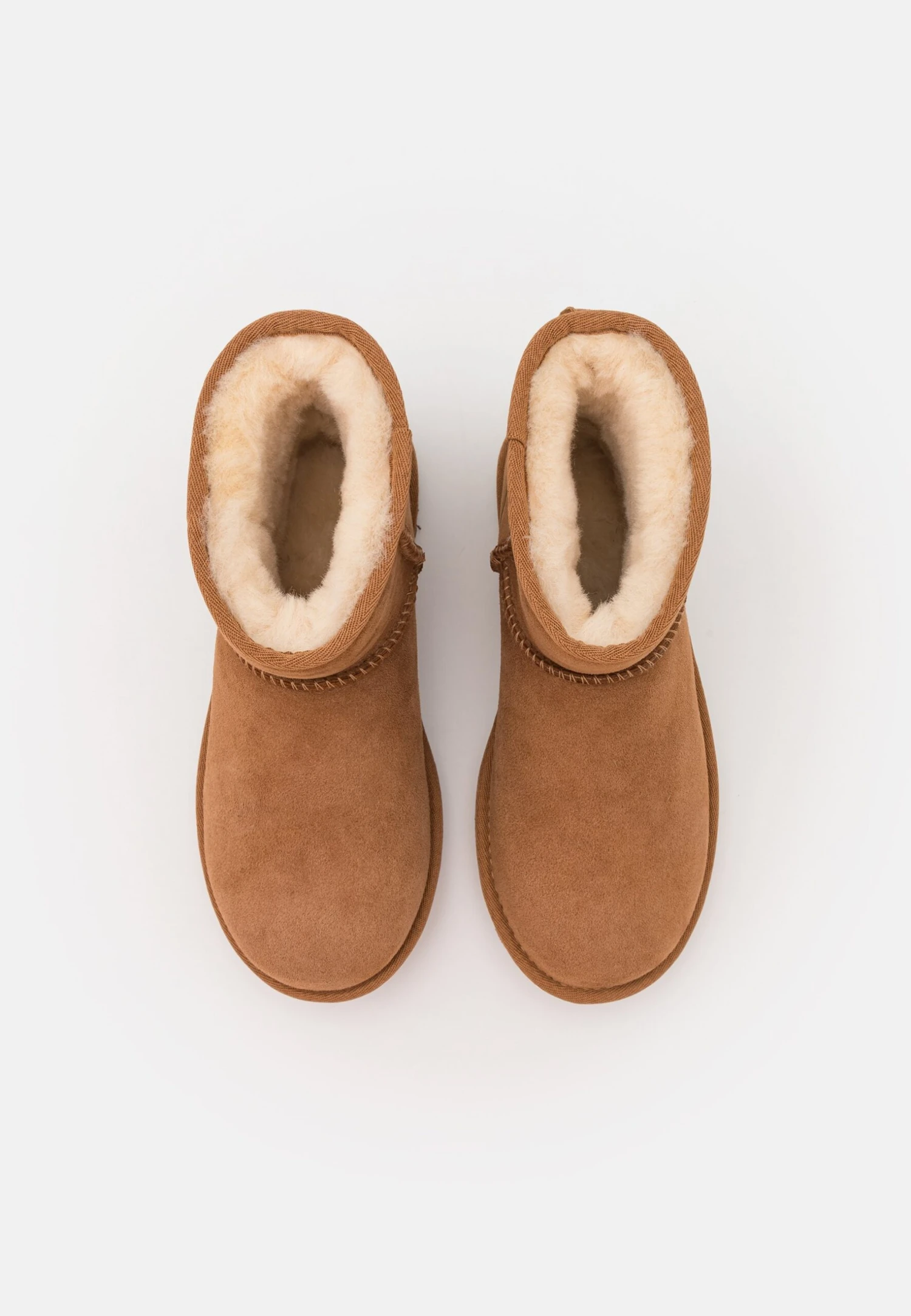 Ugg Classic Mini Regenerate - Korte Laarzen - Chestnut 3 Ugg Classic Mini Regenerate - Korte Laarzen - Chestnut - Afbeelding 3