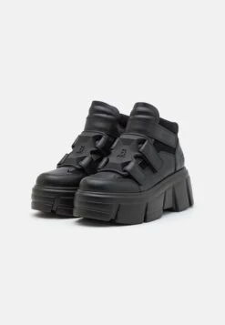 Steve Madden Trimmers - Sneakers Hoog - Black -Schoenenpromotie Winkel f7b9db480ec248238ffa0323aad416cf